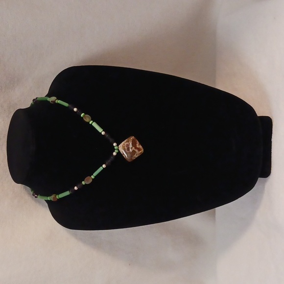 Vintage GEMSTONES 10"Necklace Jade Garnet Pearls Agate Gemstones Southwest Boho - Picture 5 of 9